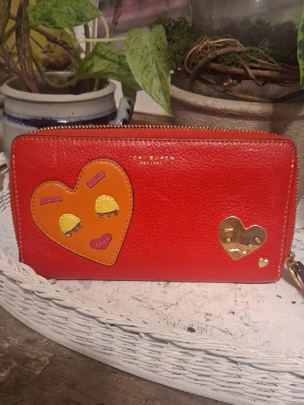Tory Burch Red Leather Zip Wallet with Orange Heart Appliqué - Picture 10 of 10